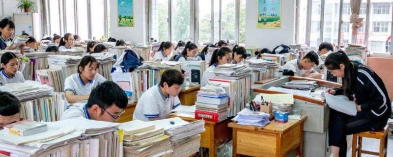 南寧市天池山補習(xí)高考的學(xué)校哪些好