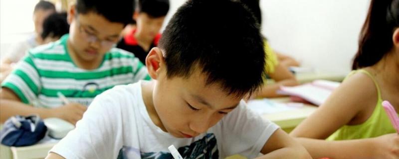 自己的孩子上不了課外輔導(dǎo)班