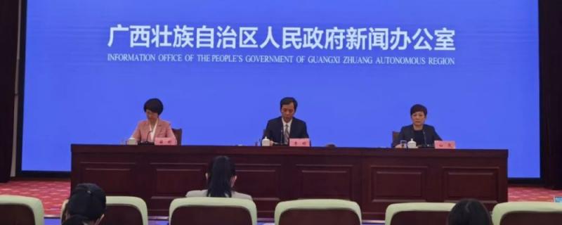 服務(wù)外資方面為重點(diǎn)外商投資企業(yè)提供一對(duì)一跟蹤服務(wù)