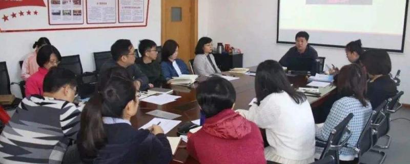 開展師生廉政文化教育作品展為進(jìn)一步營造崇廉尚儉的文化氛圍